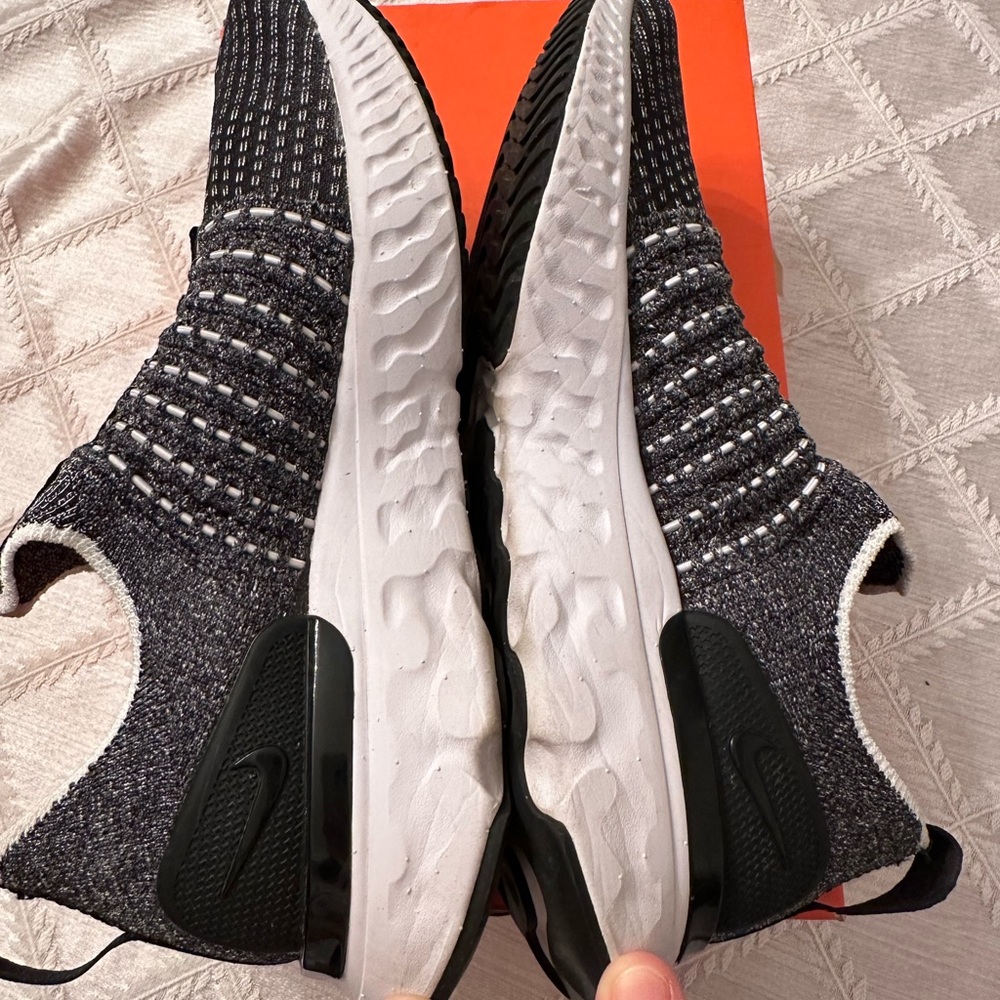 Nike Phantom React Flyknit 2 “Oreo” Color - image 7